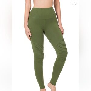 Zenana Olive Green High-Waisted Leggings